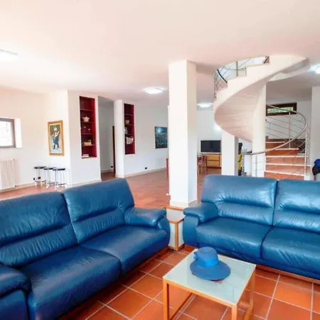 Montedoro Luxury * Noci