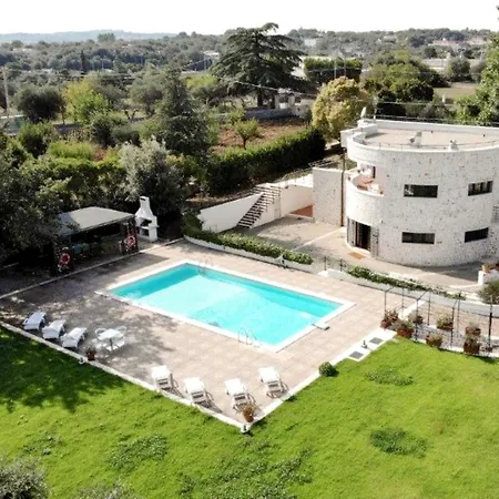 Vila Montedoro Luxury Noci